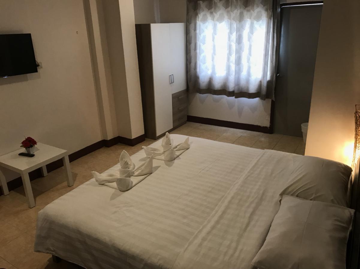 Ferb Guest House Patong Extérieur photo