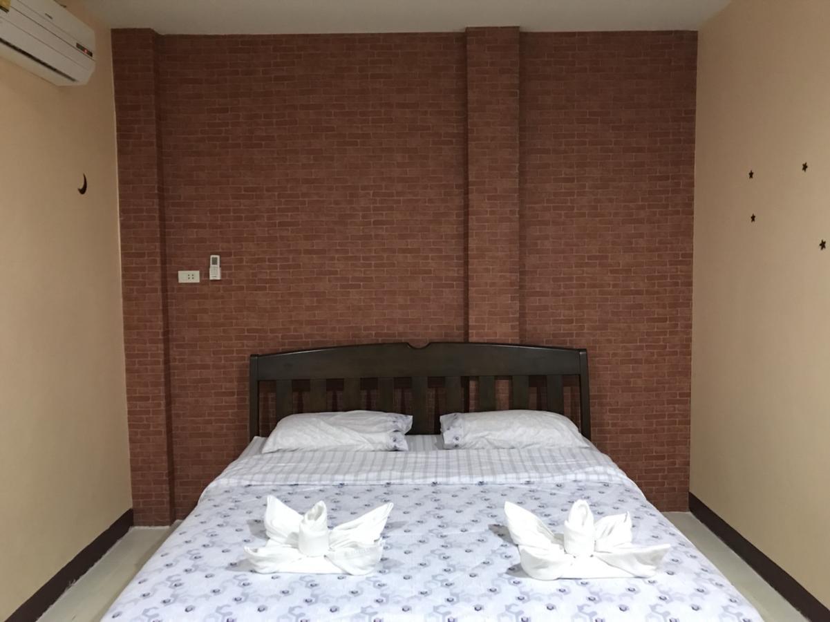 Ferb Guest House Patong Extérieur photo