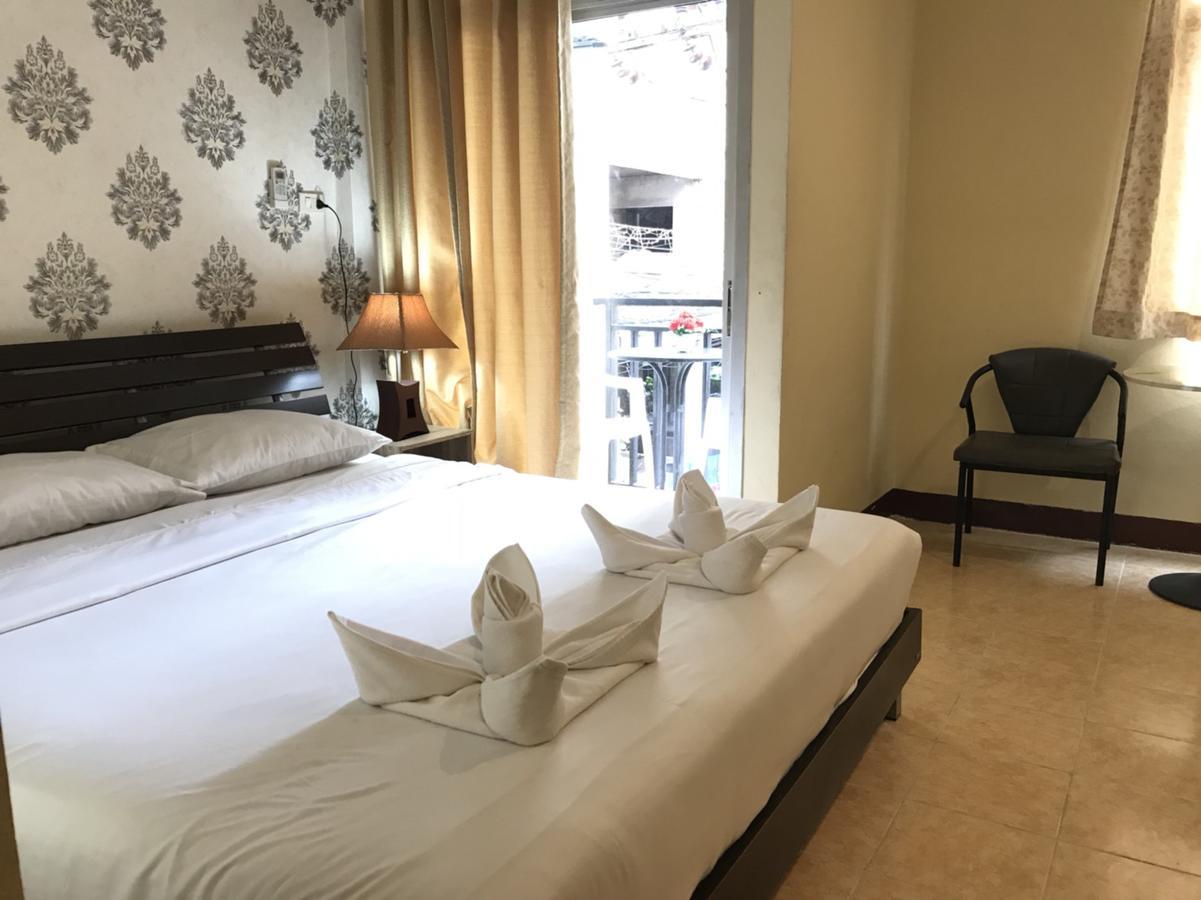 Ferb Guest House Patong Extérieur photo